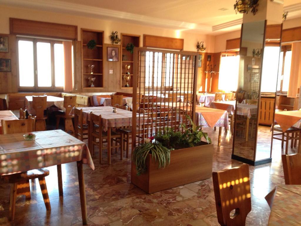 Casa Vacanze Alice Appartement Garzeno Buitenkant foto